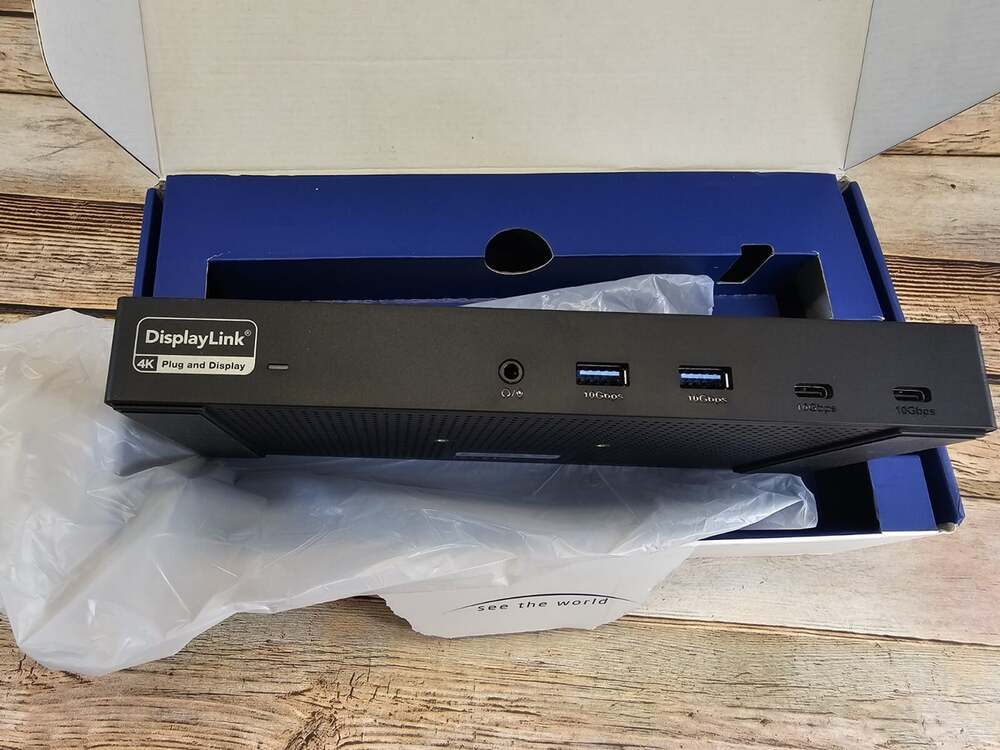 Wavelink - USB-C Triple 4K Display Universal Docking Station - Picture 5 of 9